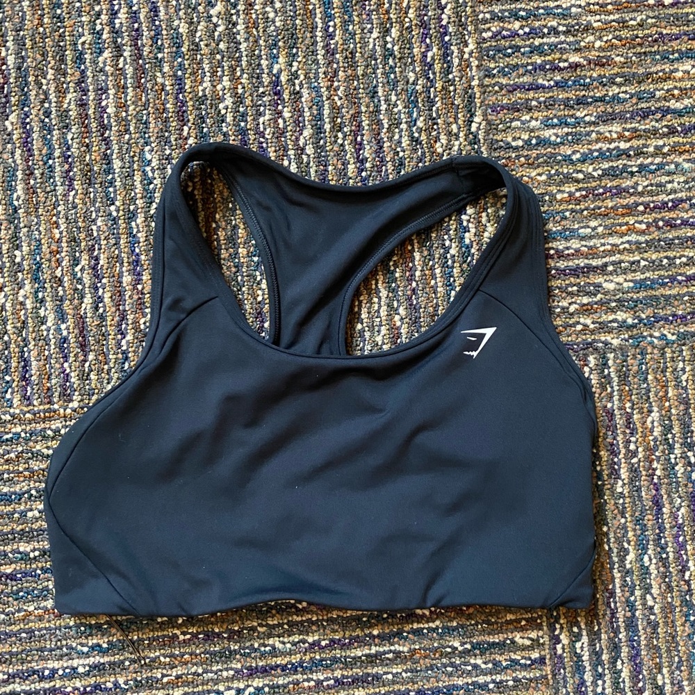 Black gym shark bra